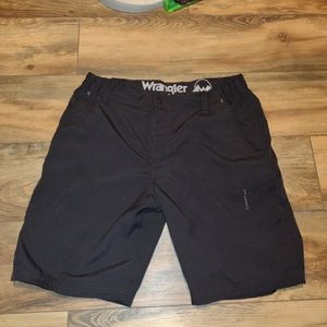 Men's size 34 wrangler dress shorts